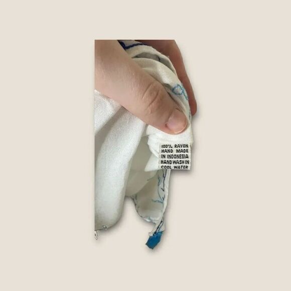 By The Sea Beach Coverup Handmade in Indonesia One Size Fits All - Picture 4 of 4